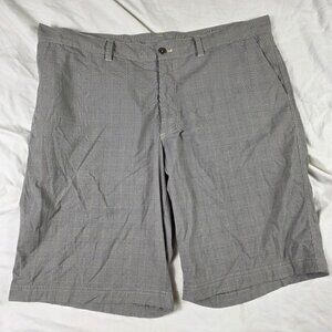 Patagonia Mens 40 Gray Plaid Shorts Casual Lightweight Outdoor Wear Walking